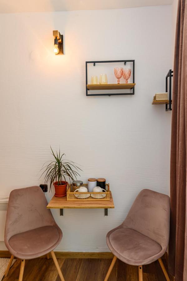 Backpacker'S Room 브라쇼브 외부 사진